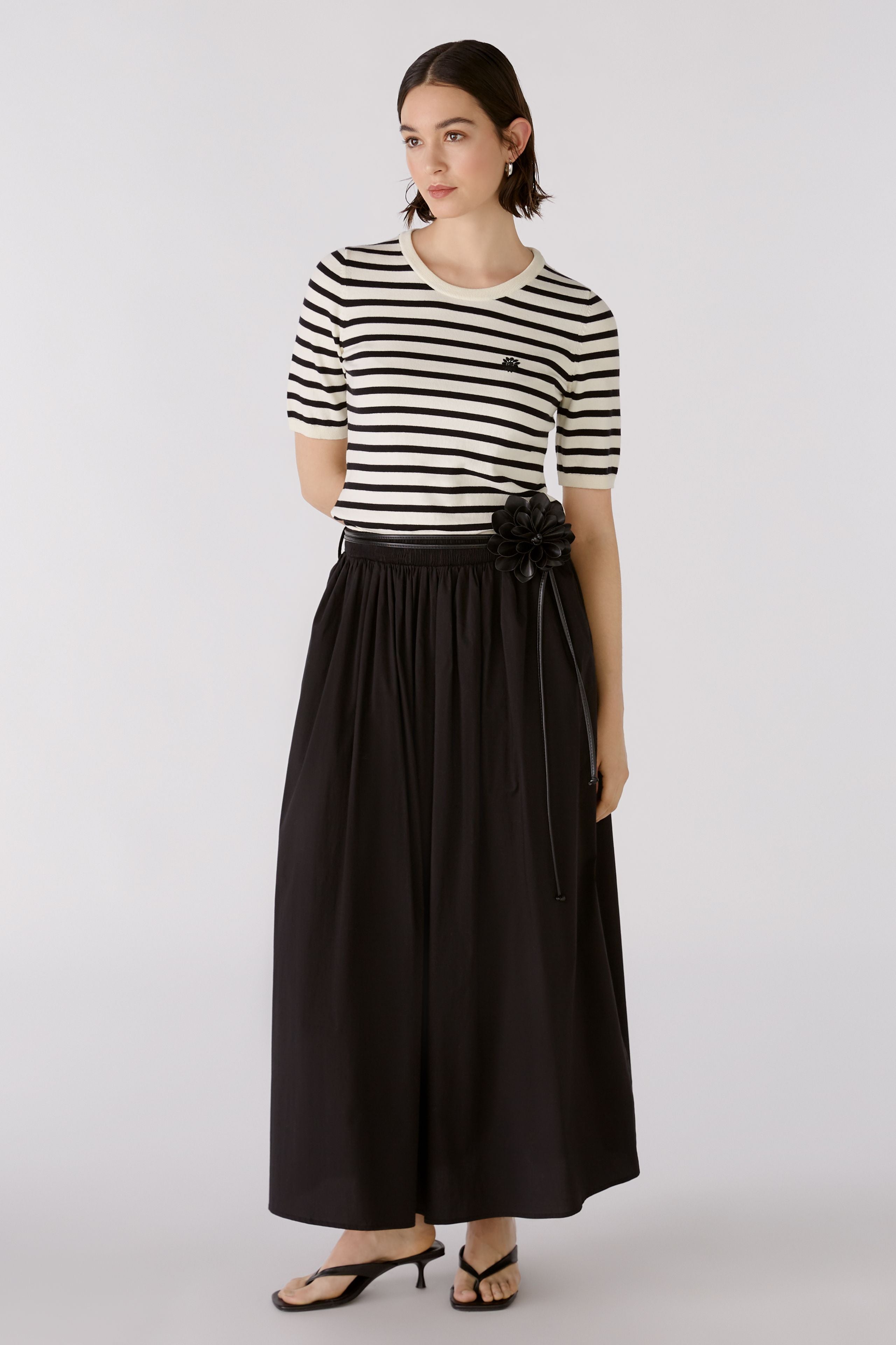 Oui - Black Flower Belt Skirt