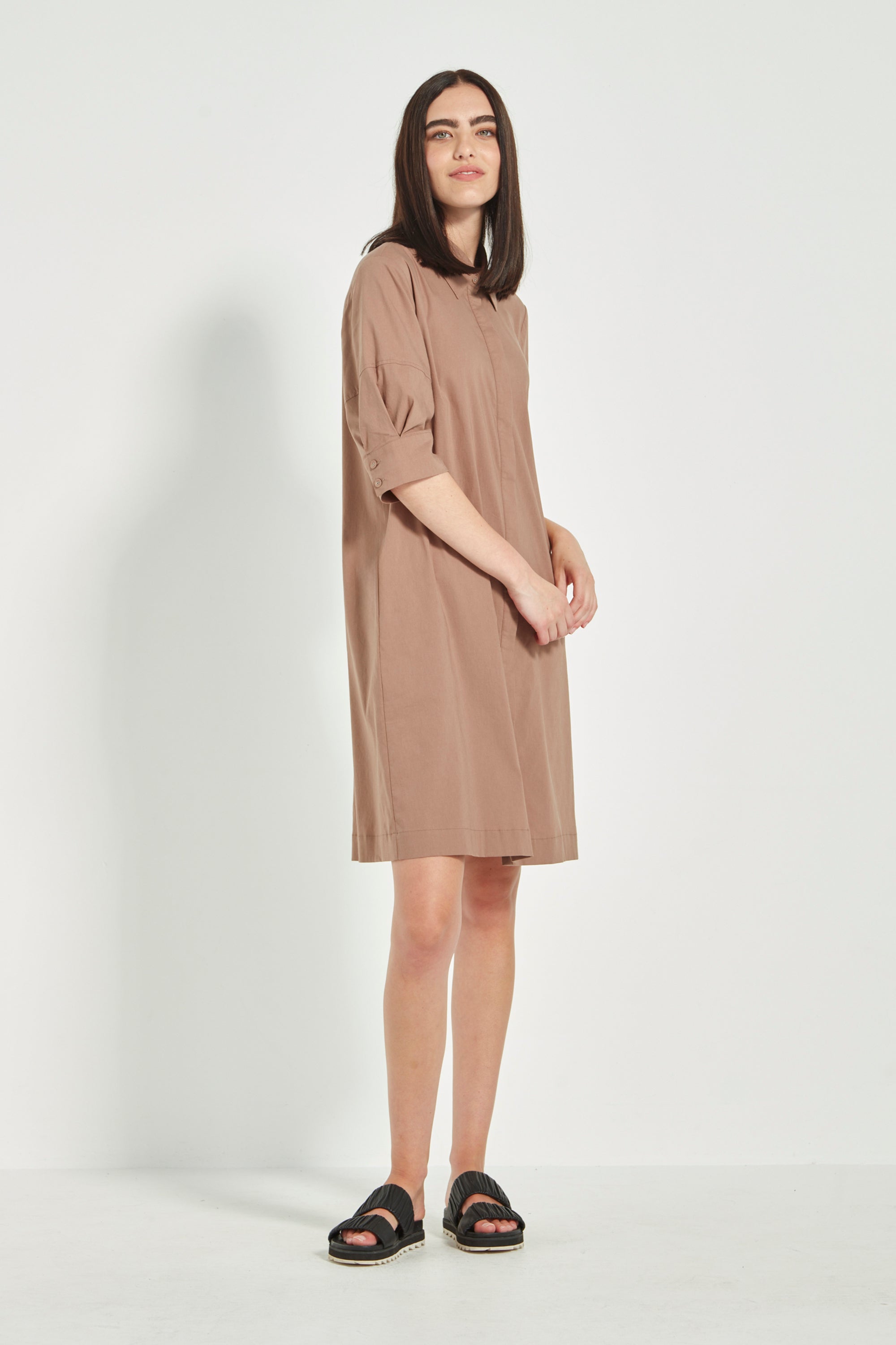 Verge - Acrobat Nori Dress in Mocha