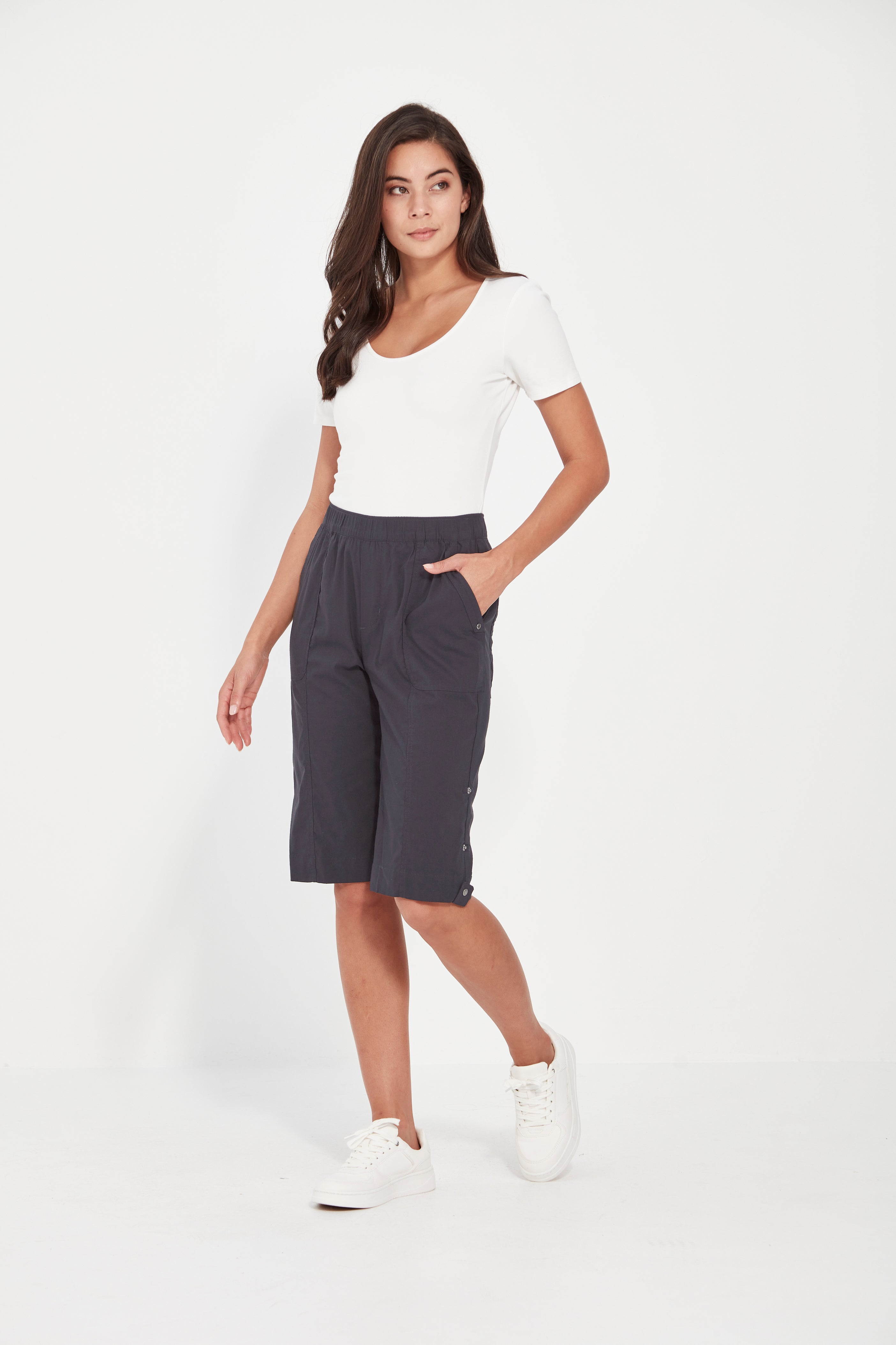 Verge- Acrobat Rolled Short - Denim Marle