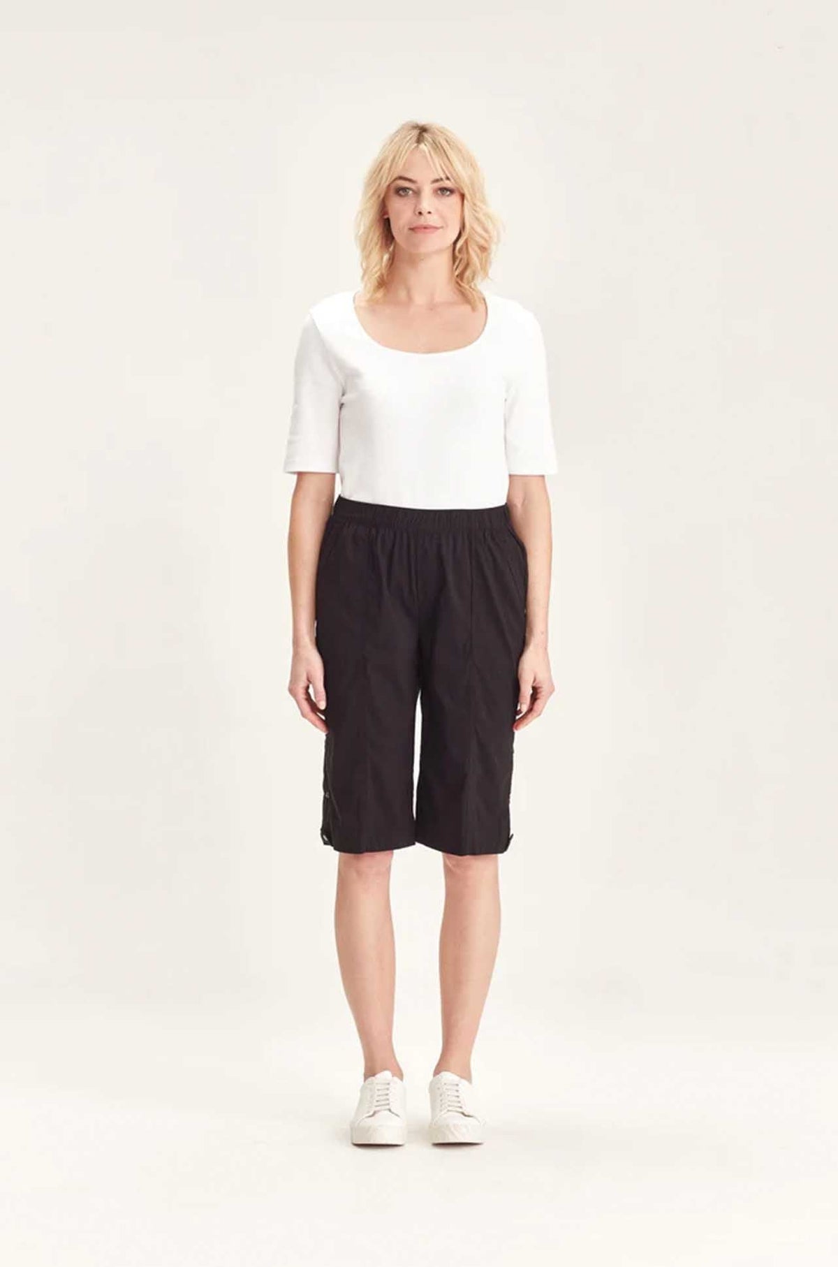 Verge Acrobat Rolled Shorts - Black