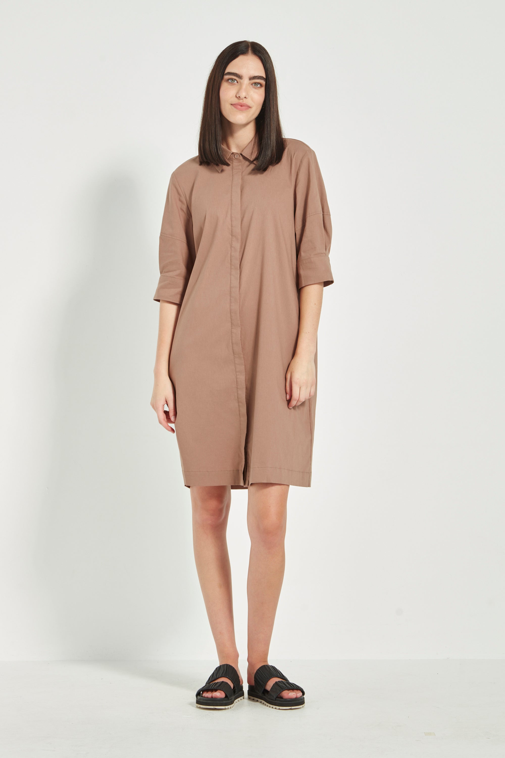 Verge - Acrobat Nori Dress in Mocha