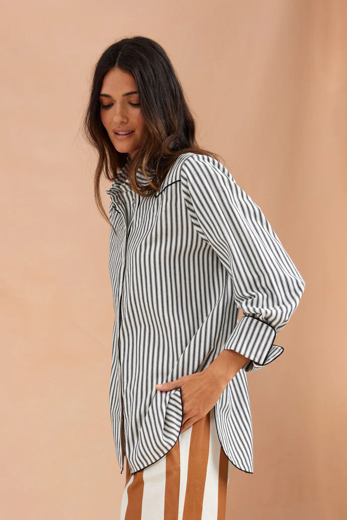 Binny - Shipwrecks Shirt
