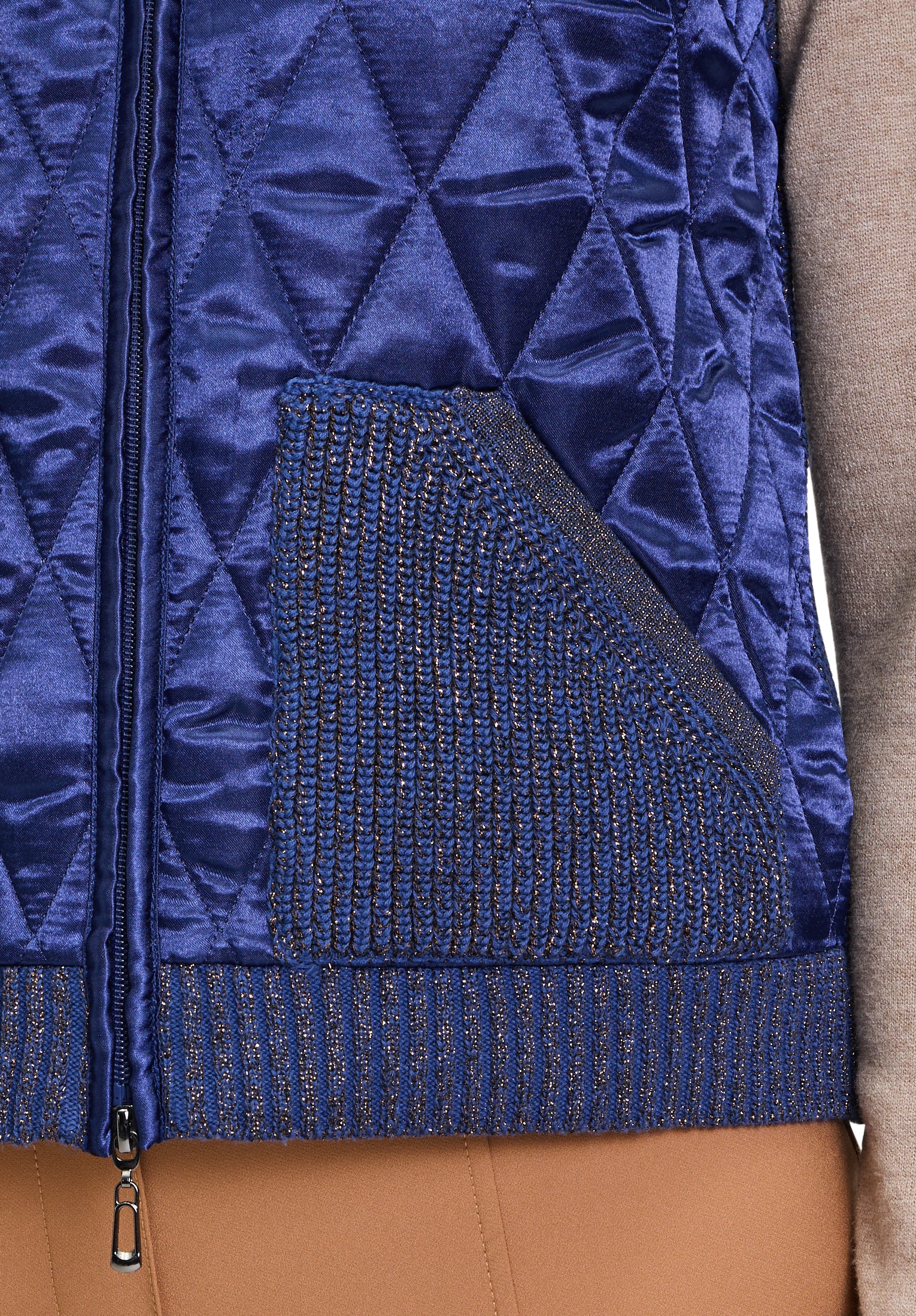 Betty Barclay - Knitted Vest in Dark Blue