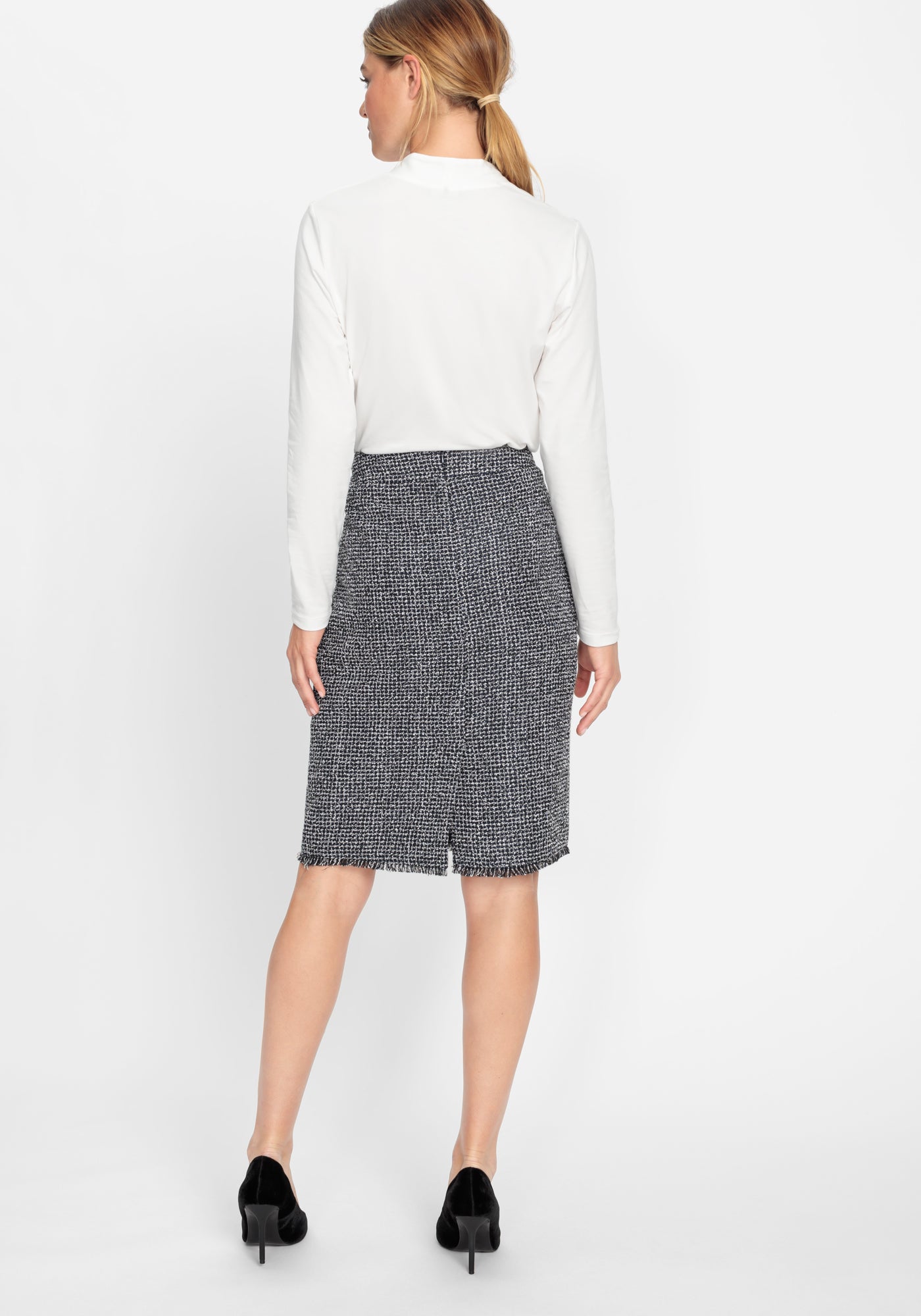 Olsen Black and Navy Woven Skirt