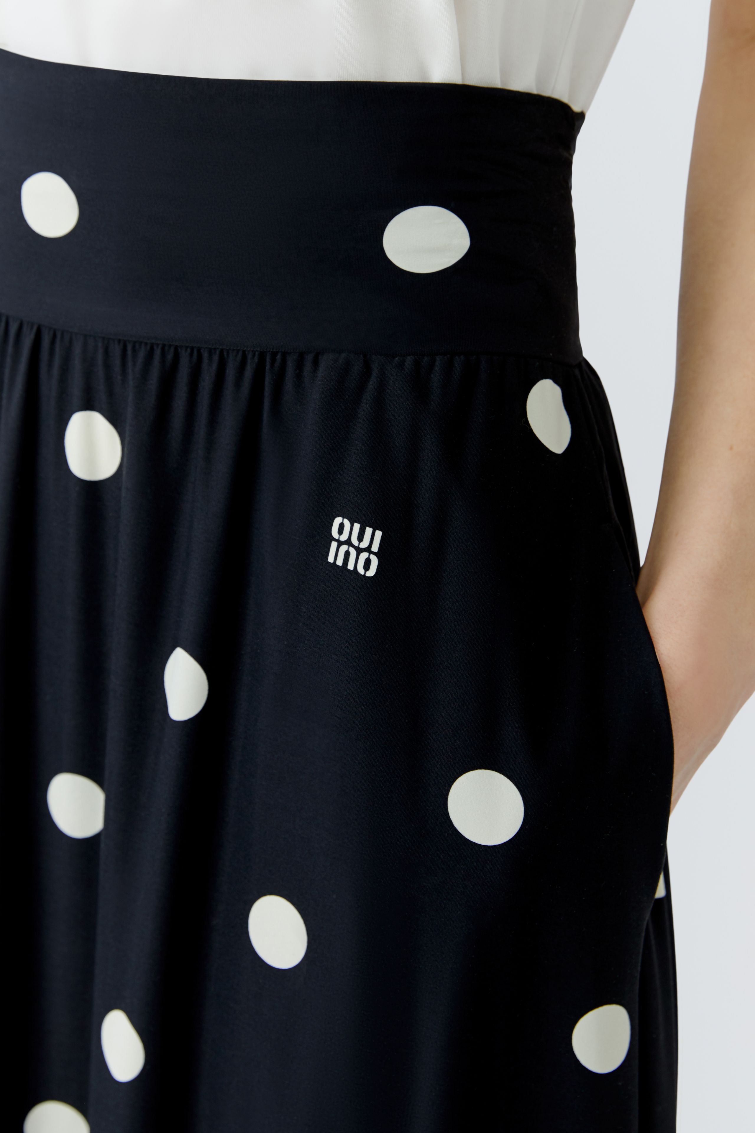 Oui Black and White Polka Dot Skirt