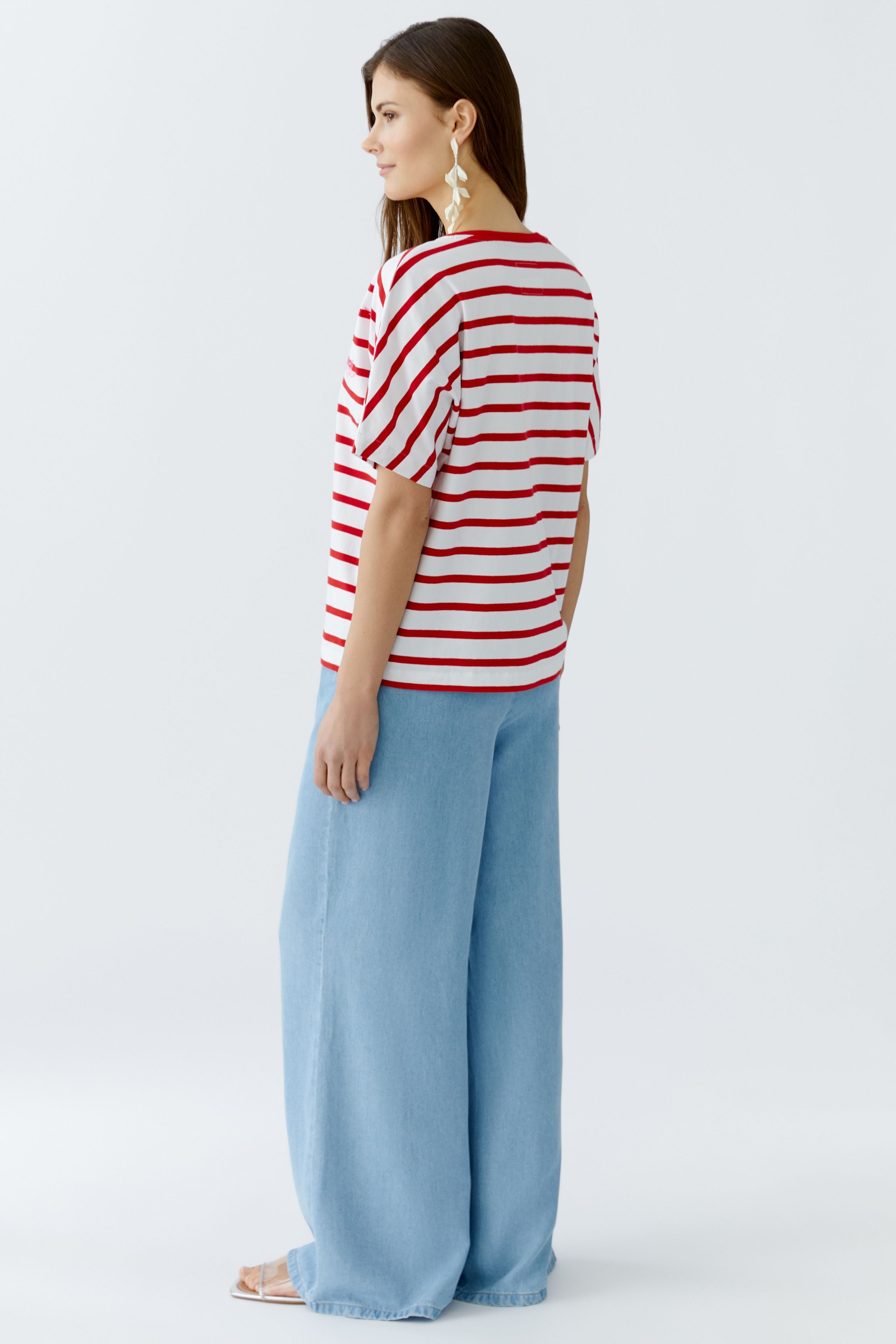 Oui - Red and White T-Shirt