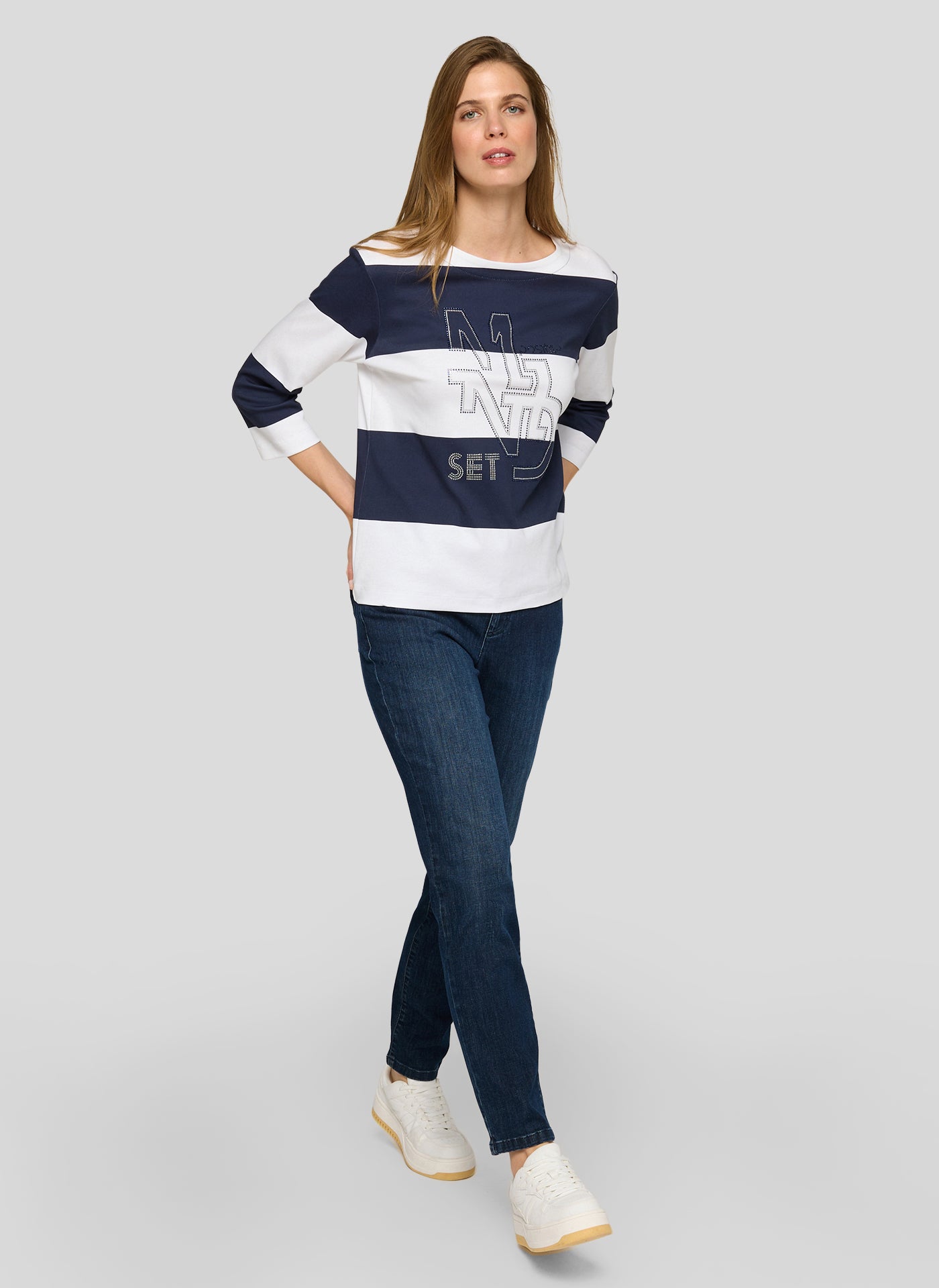 Rabe- Navy and White Crystal Jumper