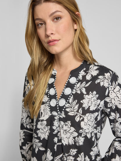 Emily Van Den Bergh - Black and White Flower Top