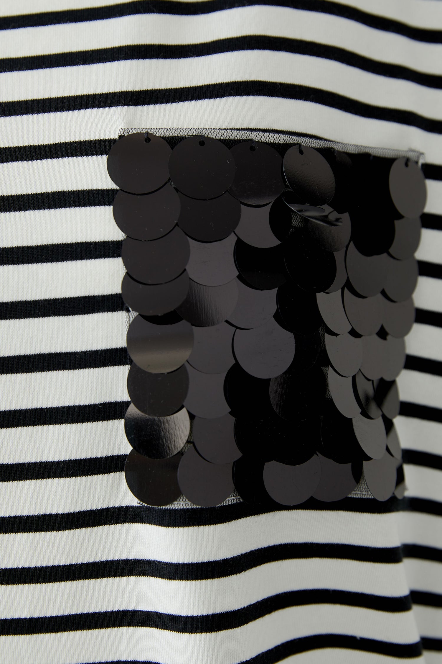 Oui - Sequin Pocket Top