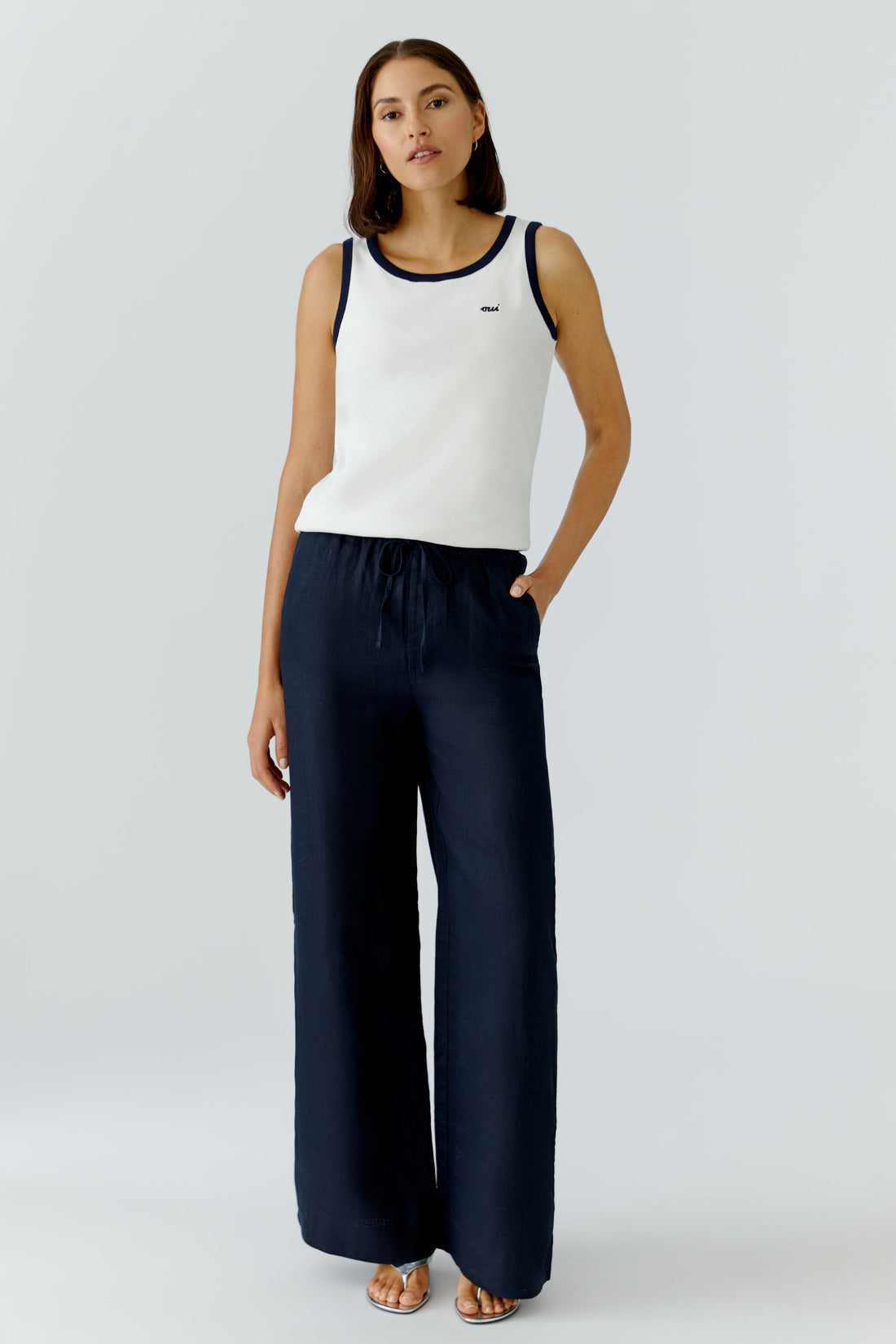 Oui- Sailor Singlet