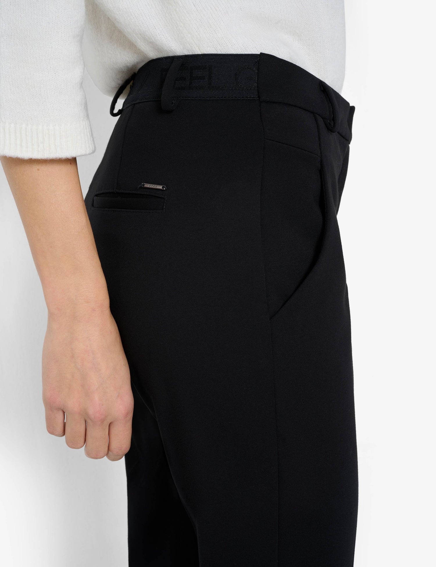 Brax - Maron 7/8 Stretch Pant - Black