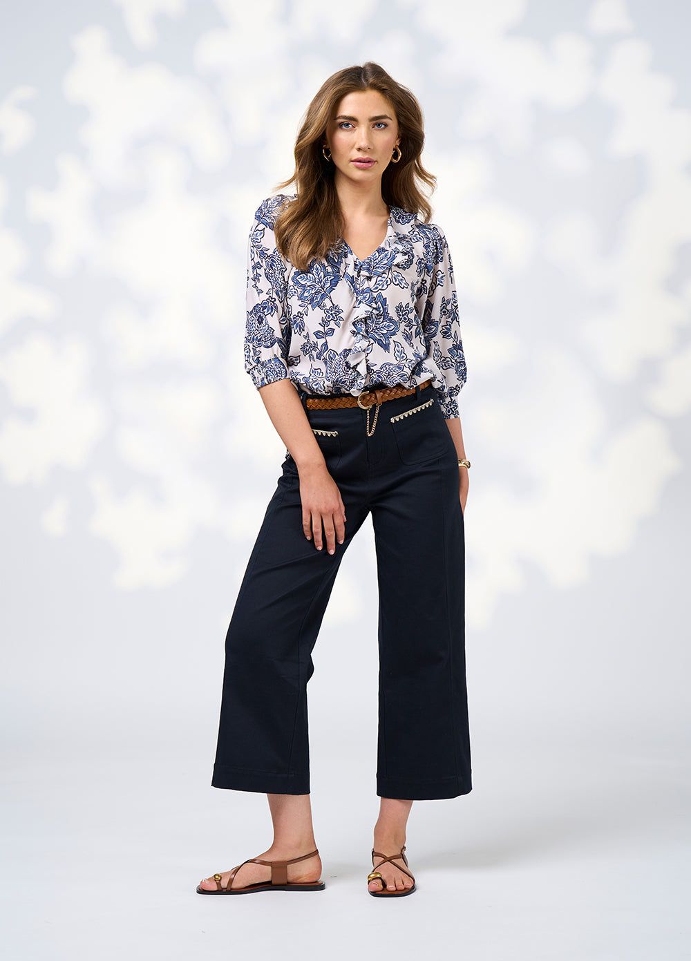 Loobies Story - Indie Blouse