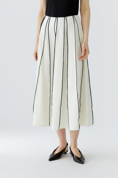 Oui Cream and Black A-Line Godet Skirt